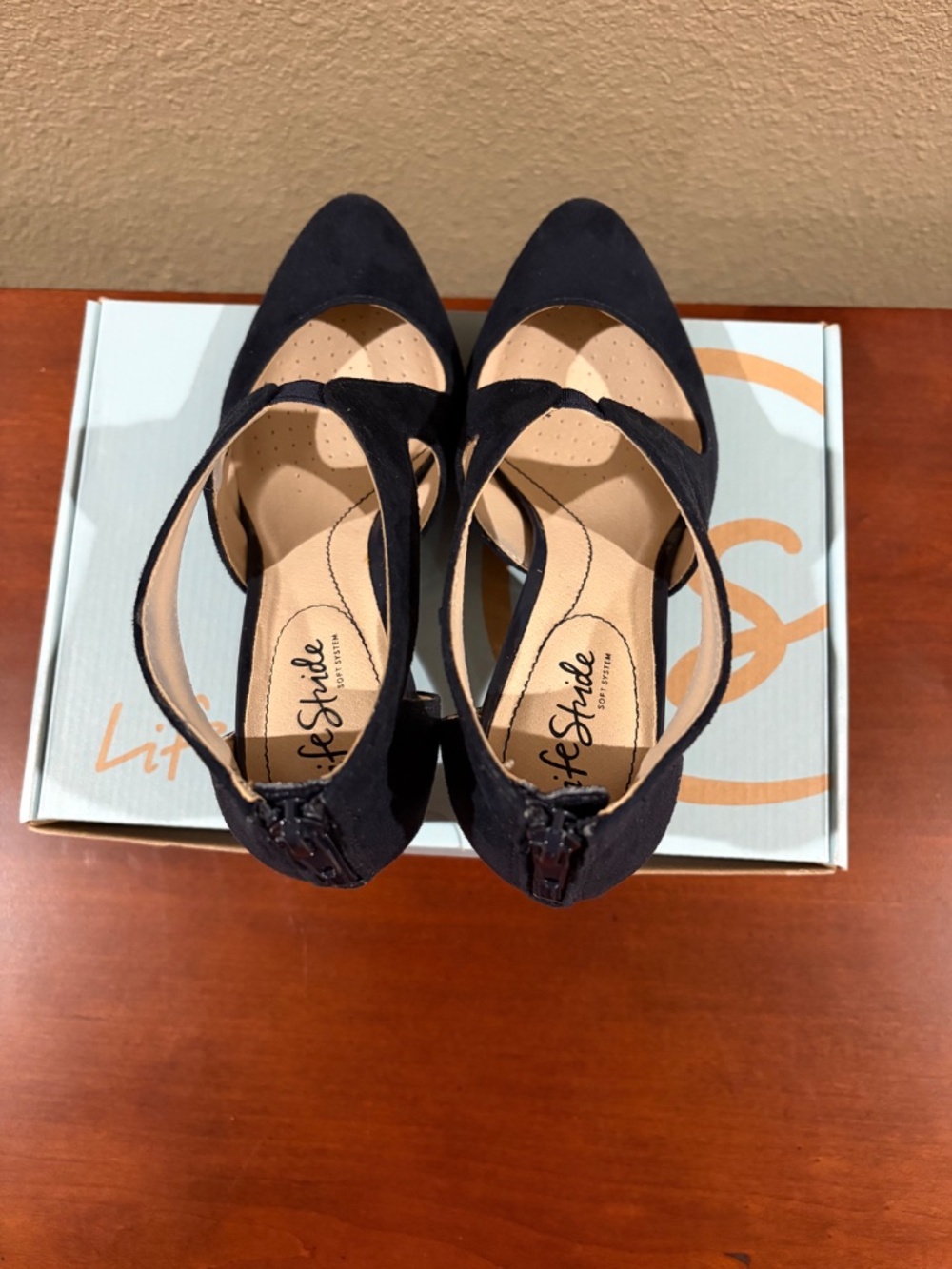 LifeStride Giovanna 2 Pump - Navy Suede